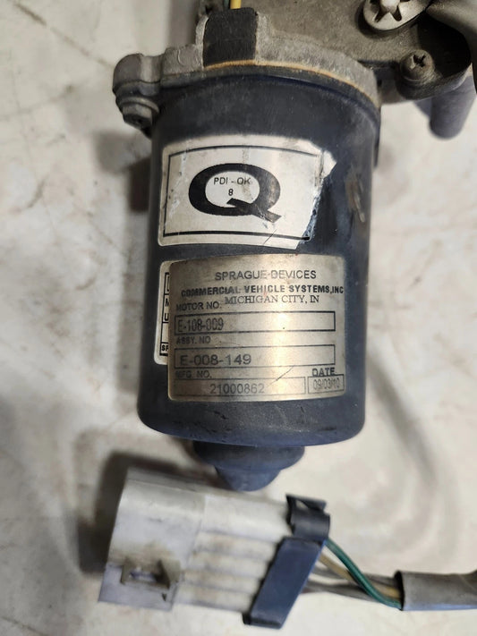 21000862 Volvo VNL Windshield Wiper Motor OEM