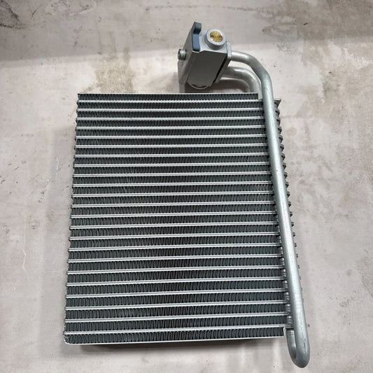 FREIGHTLINER EVAPORATOR V7369001
