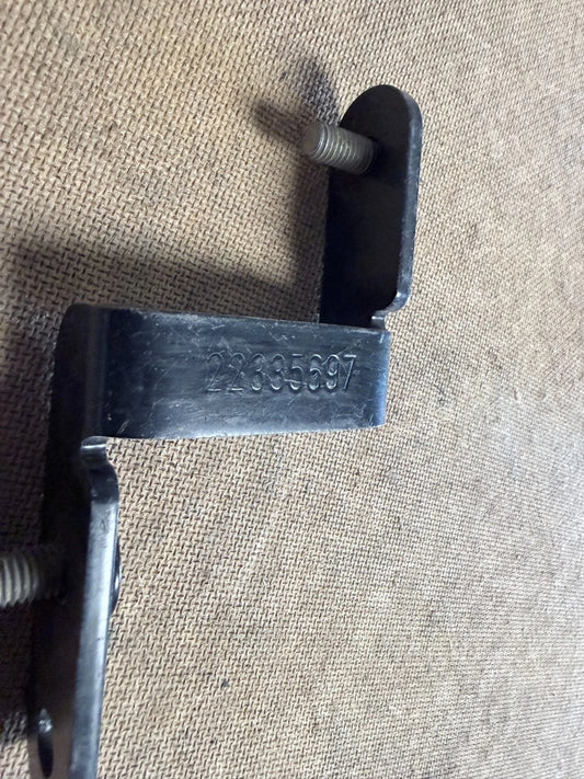 22335697 Bracket for Volvo