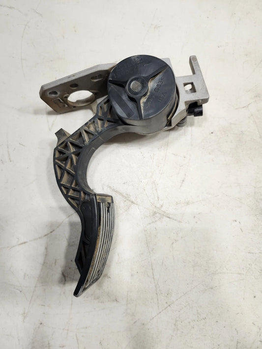 Mack Fuel Pedal 82734051